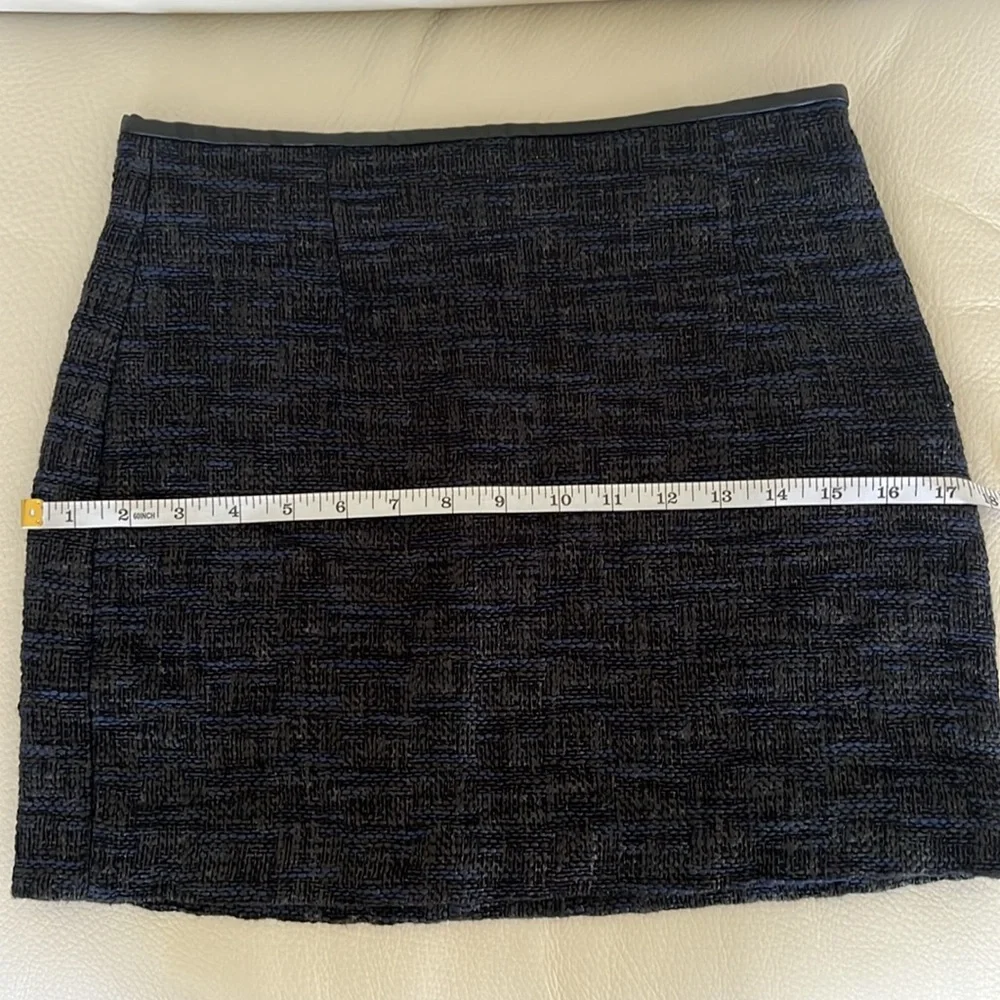 Zara Woman Ladies Black/Blue Tweed Skirt Waist Black Leather Trim Size S - Picture 5 of 9